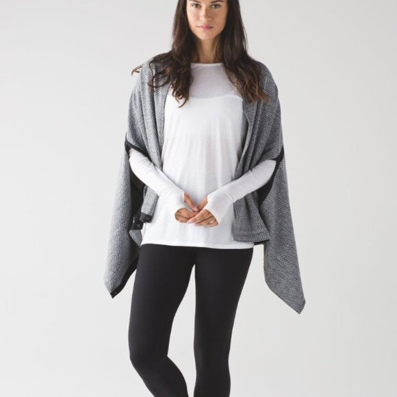 Lululemon Vinyasa Wrap - Picture 2 of 5